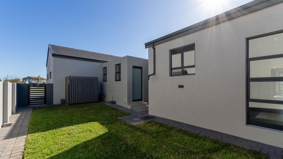 4 Bedroom Property for Sale in Oubaai Western Cape